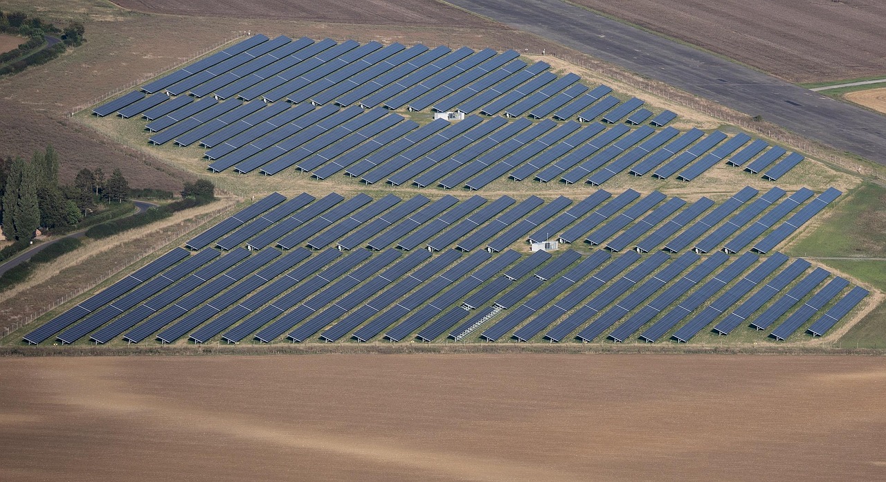 solar farm images